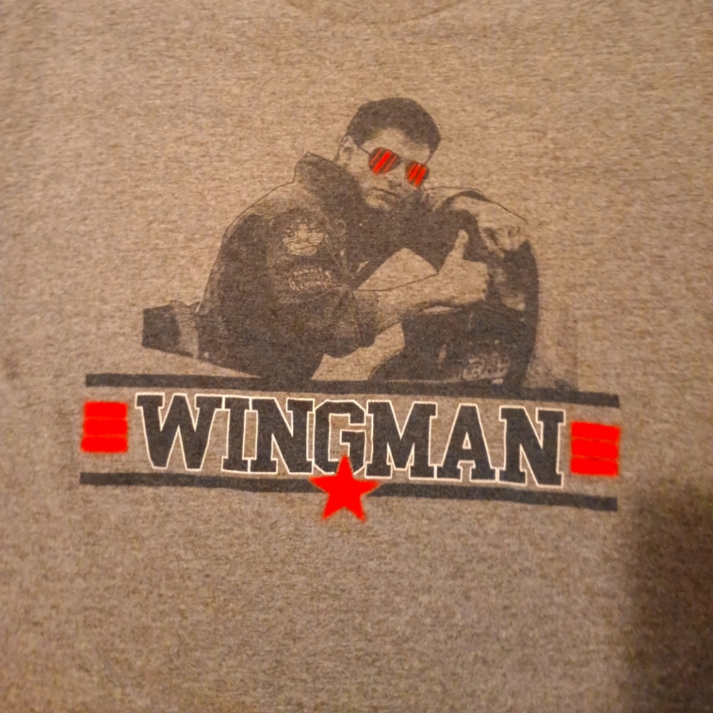 Vintage top gun Tom Cruise shirt